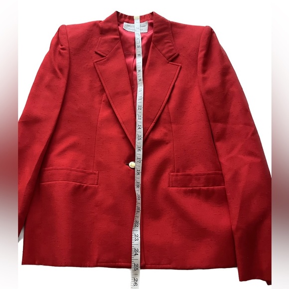 Saks Fifth Avenue Joesph Picone red blazer with matching skirt.Size 8 Valentine - Picture 9 of 16